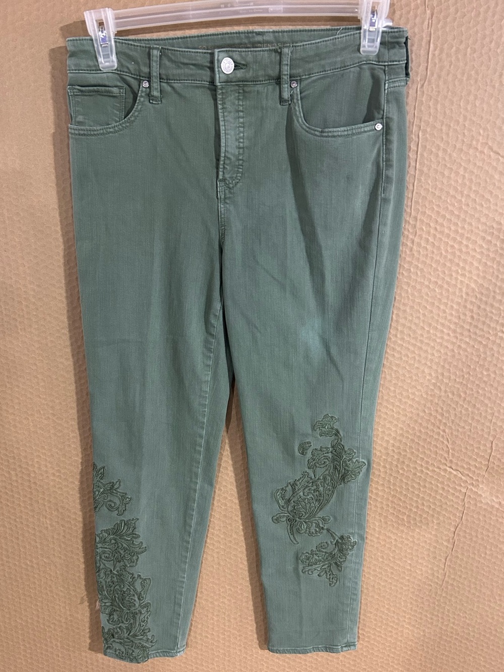 Chico's Green Embroidered Cropped Jeans